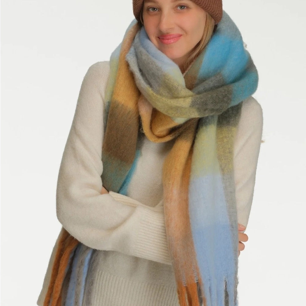 Multi Color Check Woven Scarf pink only